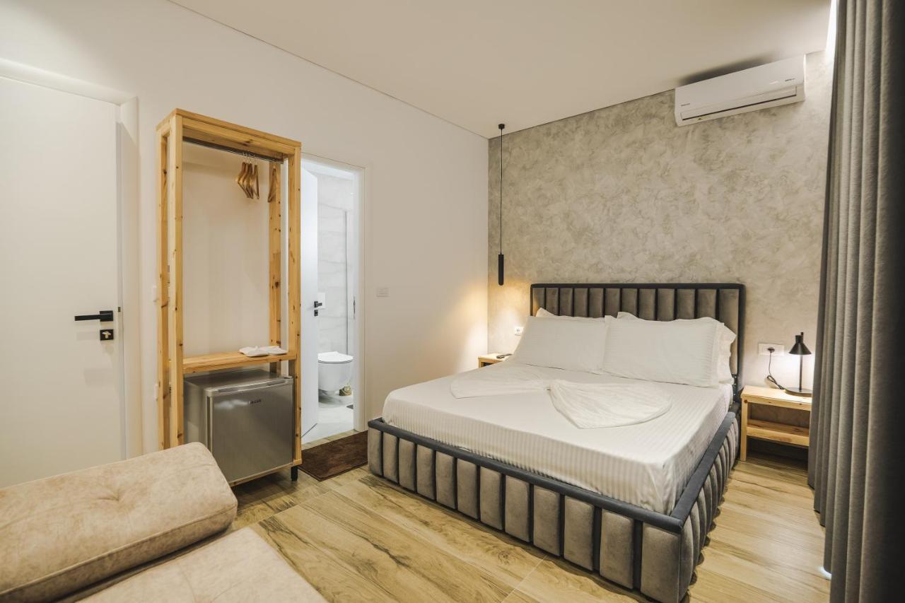 Luxury Villa Alisja Sarande With Private Beach Екстериор снимка