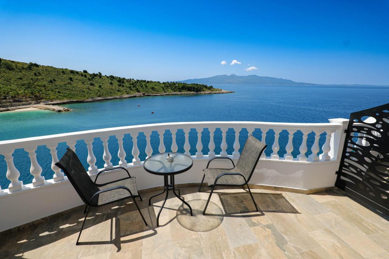 Luxury Villa Alisja Sarande With Private Beach Екстериор снимка