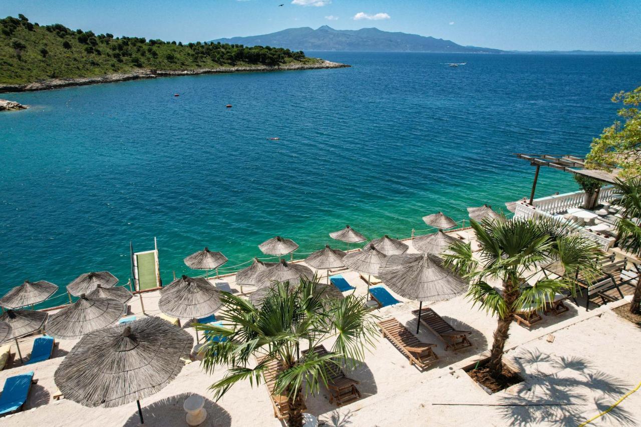Luxury Villa Alisja Sarande With Private Beach Екстериор снимка