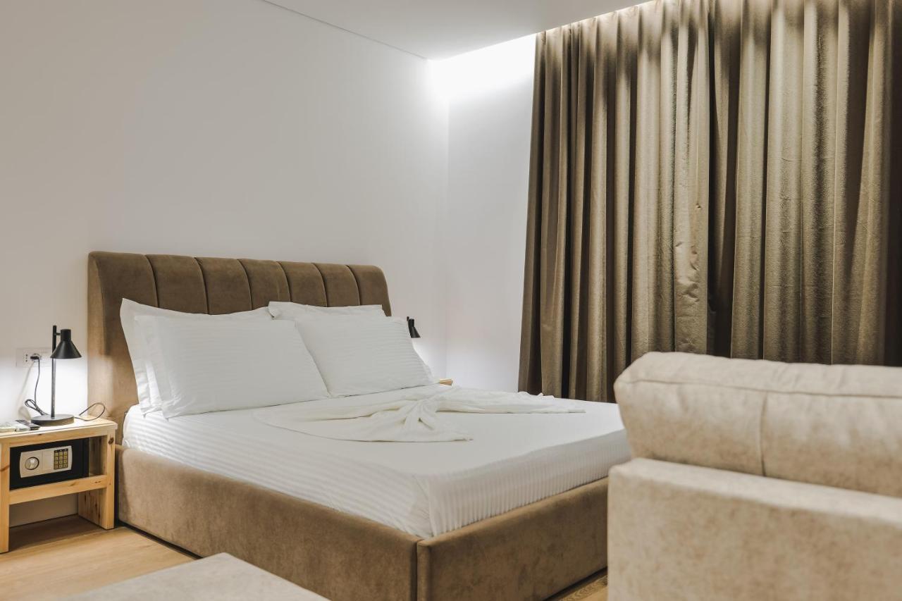 Luxury Villa Alisja Sarande With Private Beach Екстериор снимка