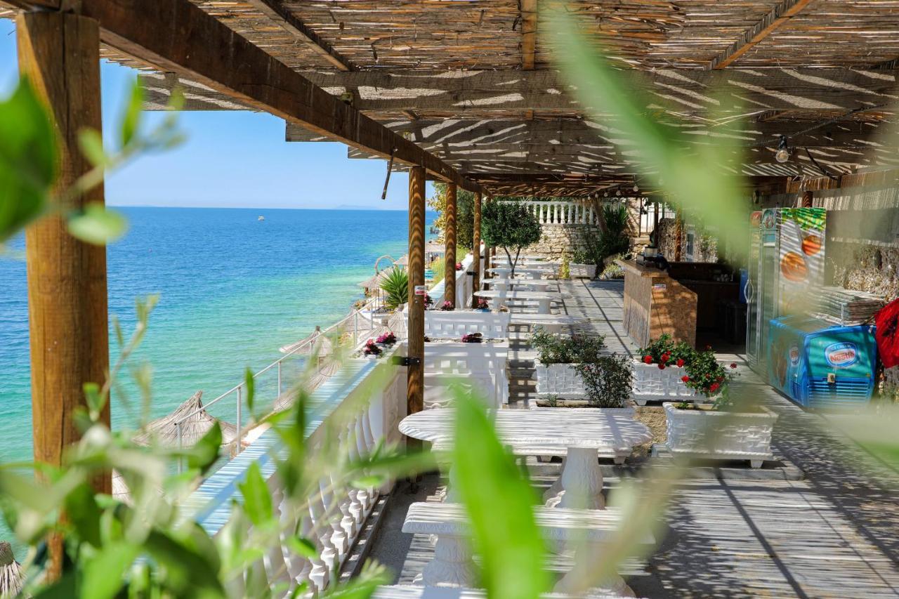 Luxury Villa Alisja Sarande With Private Beach Екстериор снимка